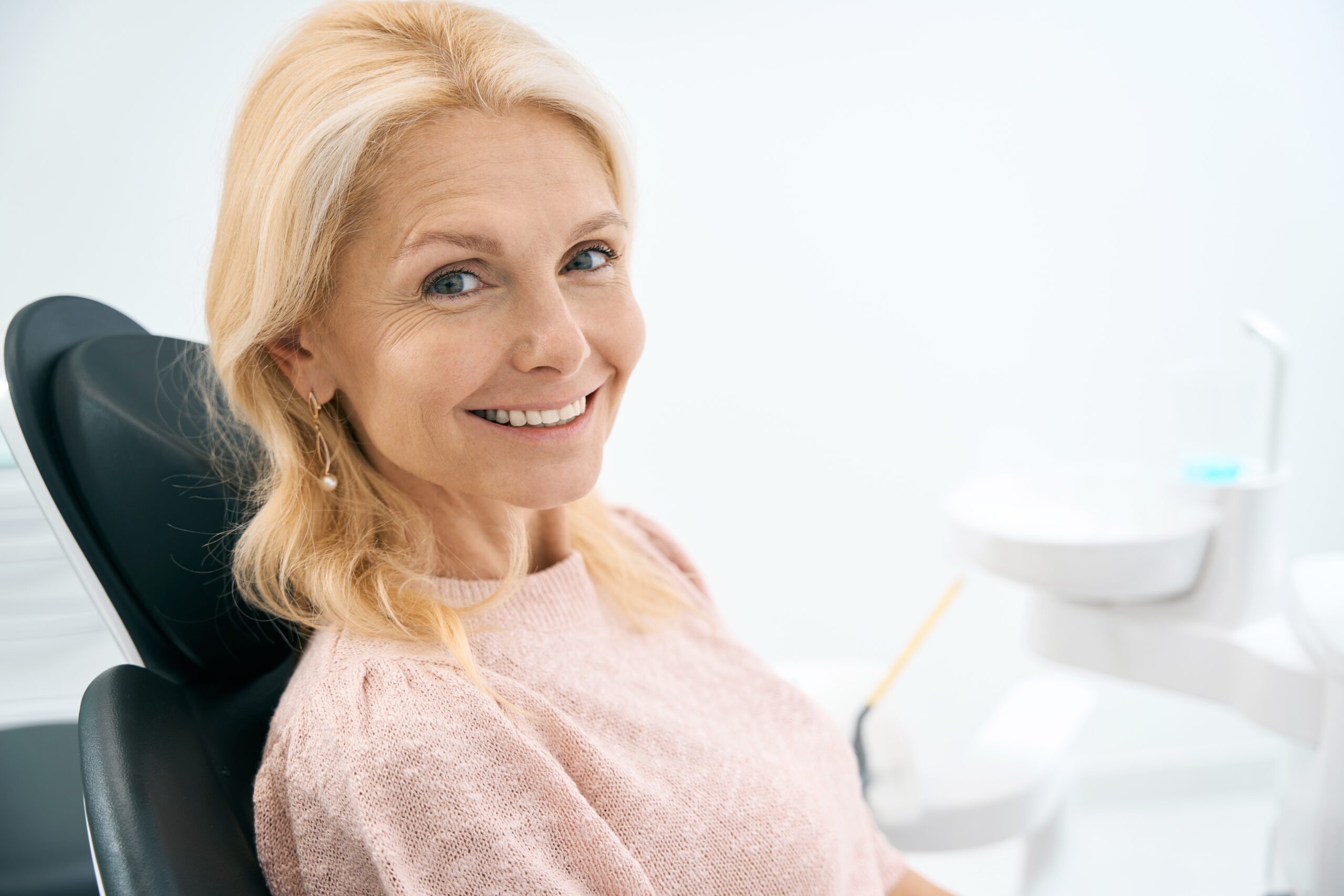 Implants or Dentures? How to Choose the Best Option